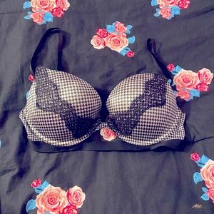 Victoria Secret Bra